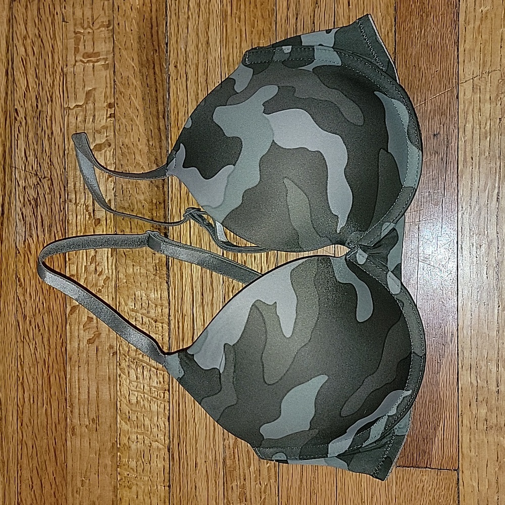 Victoria's Secret PINK bra